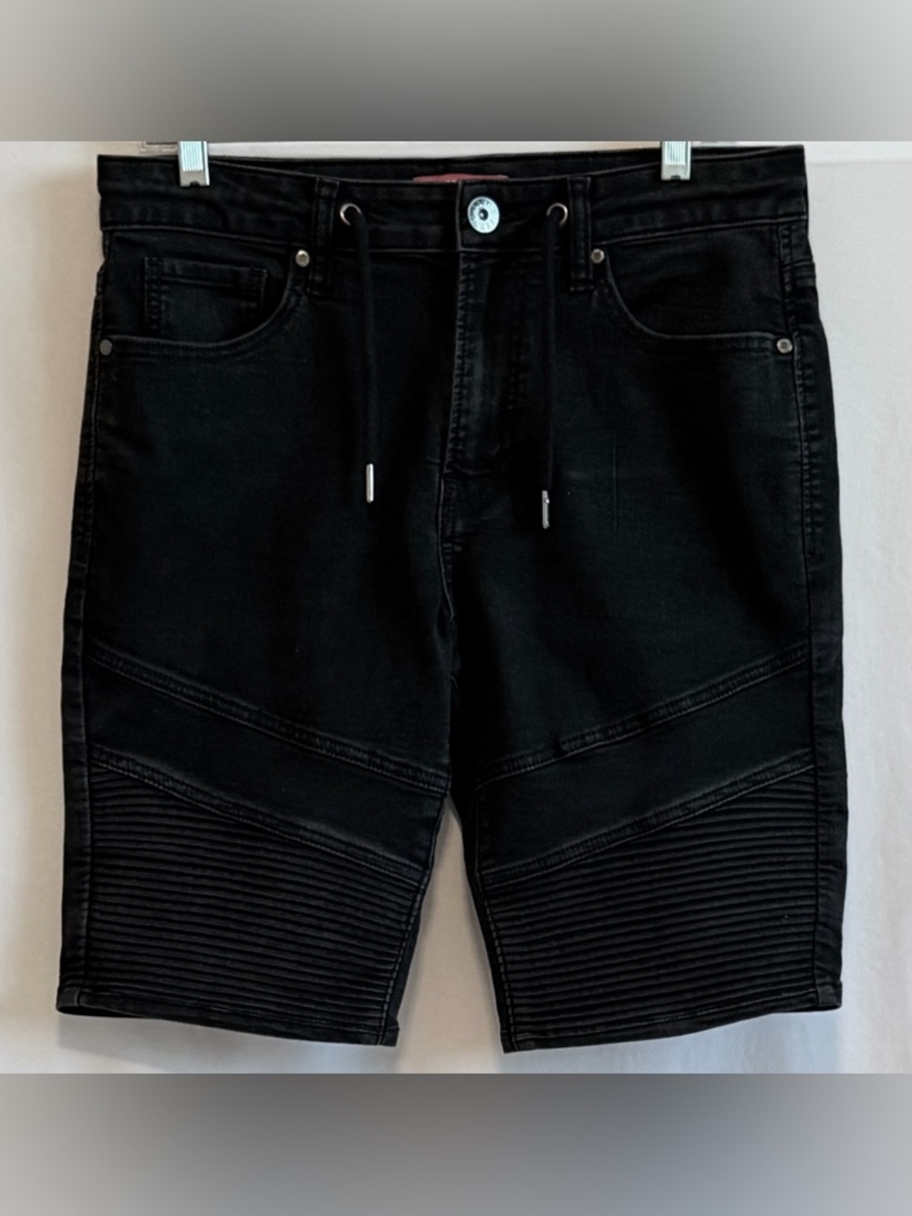 Men’s Guess Black Jean Shorts~Retail $72
